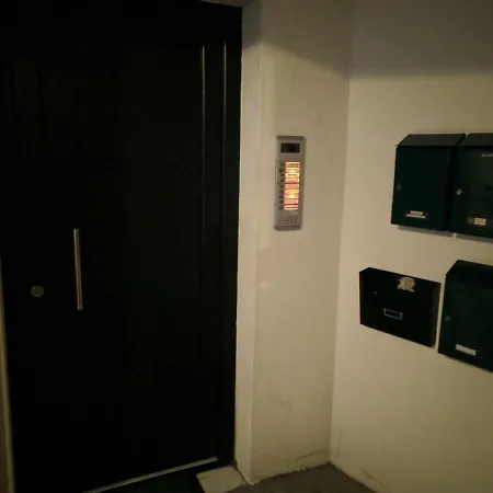 Indigo Apartment *